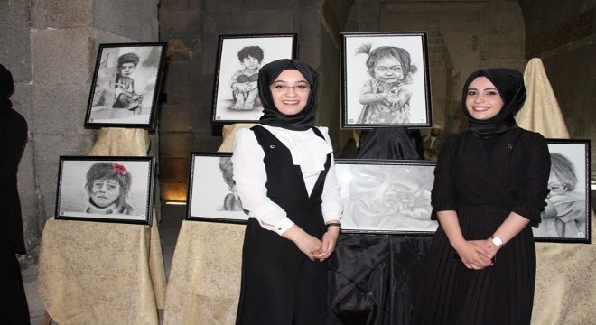 Erzurum'da savaşın çocukları sergilendi 